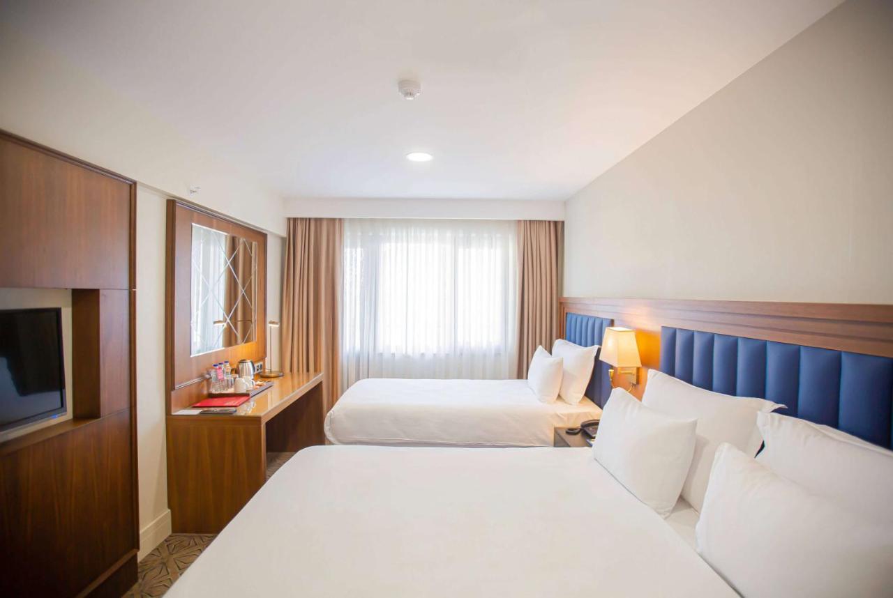 Ramada Plaza by Wyndham Istanbul Sultanahmet Hotel Bagian luar foto Deluxe Room