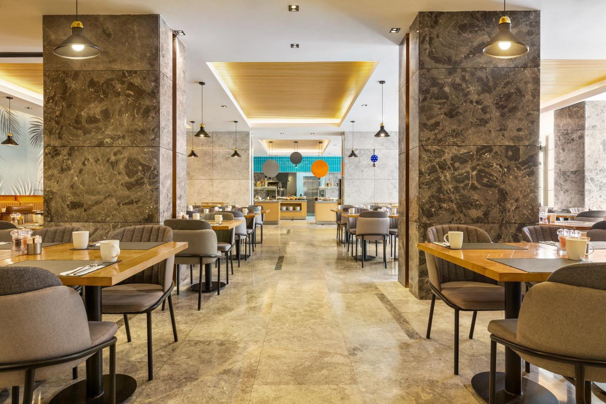 Ramada Plaza by Wyndham Istanbul Sultanahmet Hotel Bagian luar foto The restaurant