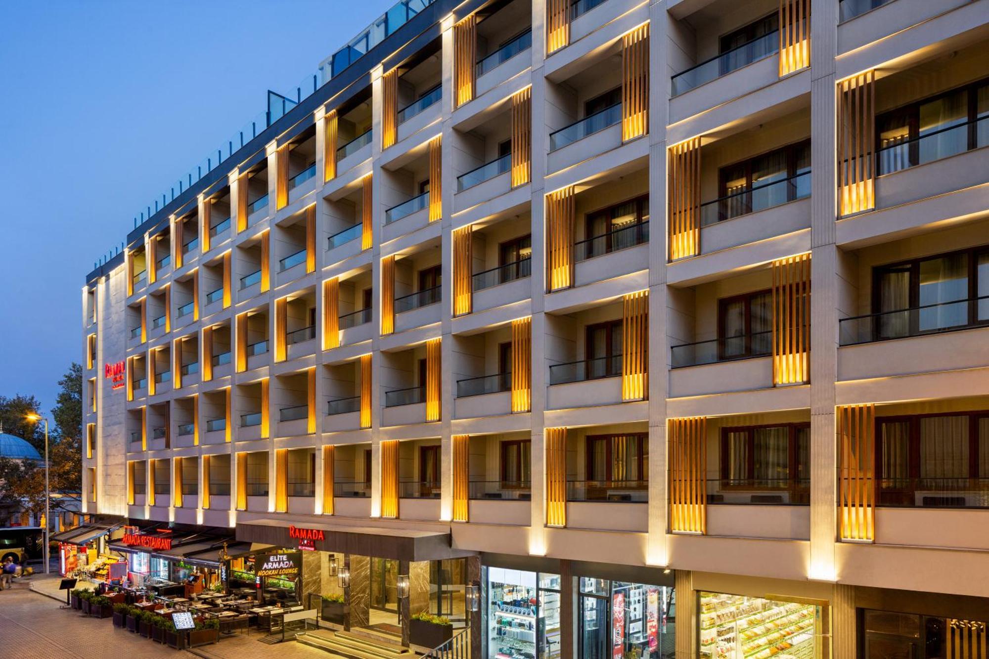 Ramada Plaza by Wyndham Istanbul Sultanahmet Hotel Bagian luar foto The Westin Athens